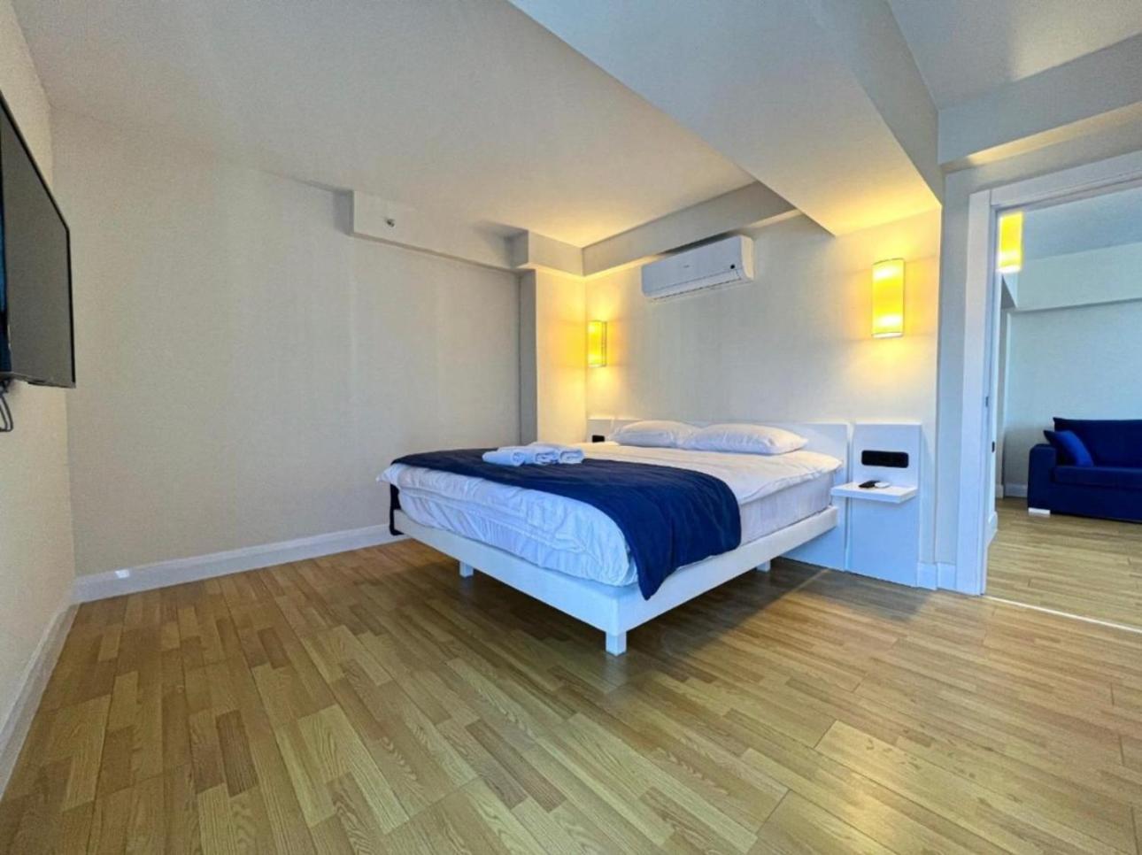 Orbi City Apartment With Sea View 巴统 外观 照片
