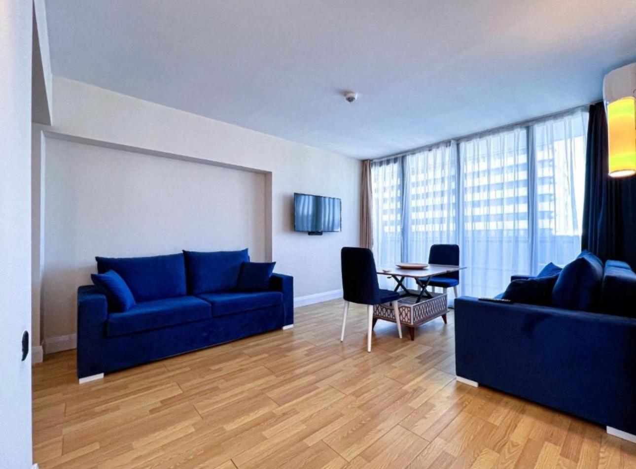 Orbi City Apartment With Sea View 巴统 外观 照片