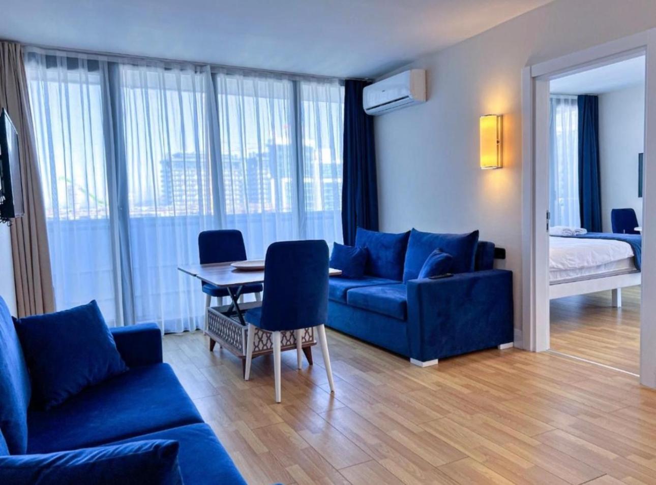 Orbi City Apartment With Sea View 巴统 外观 照片