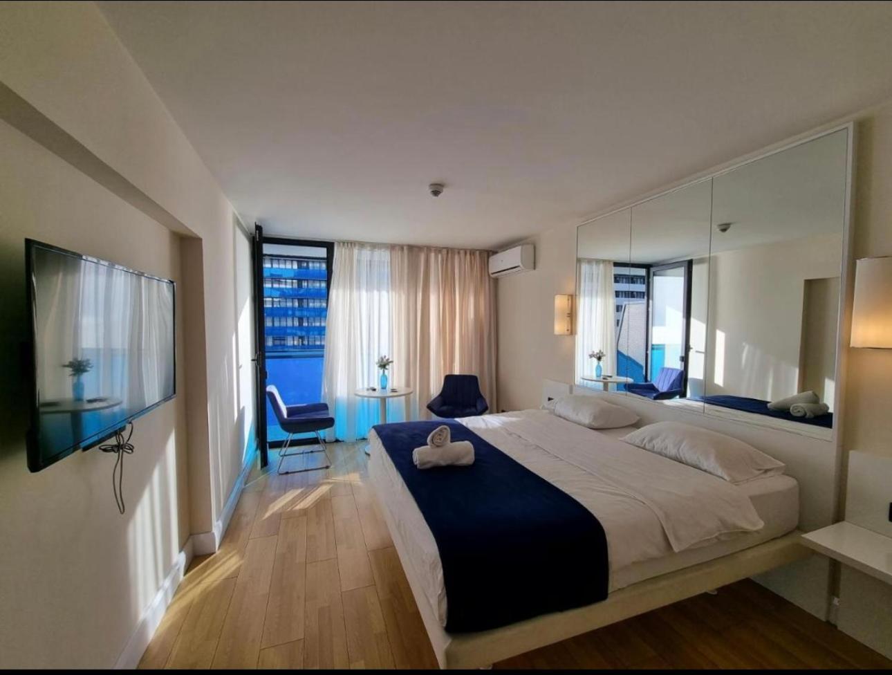 Orbi City Apartment With Sea View 巴统 外观 照片