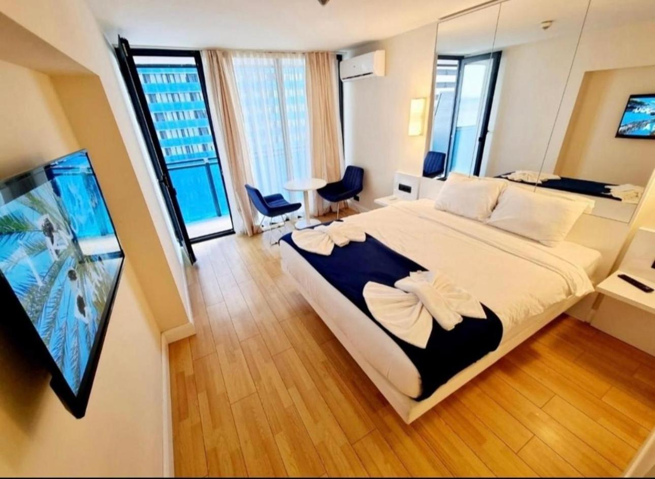 Orbi City Apartment With Sea View 巴统 外观 照片