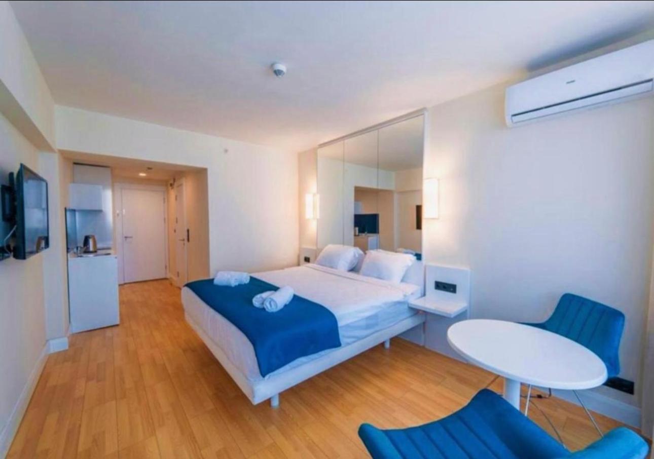 Orbi City Apartment With Sea View 巴统 外观 照片